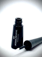 Load image into Gallery viewer, Transformer Eyeliner