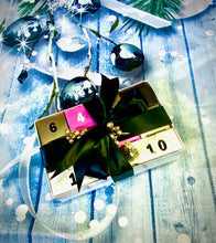 Load image into Gallery viewer, 10 Day Cosmetic Advent Calendar